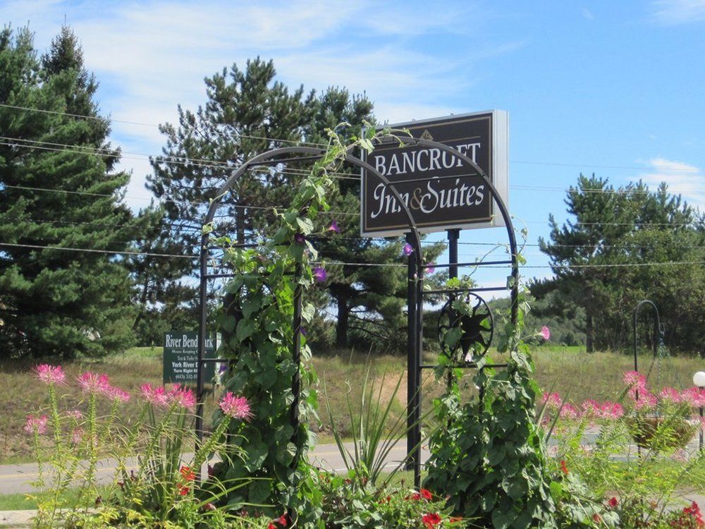 Bancroft Inn & Suites Exterior foto